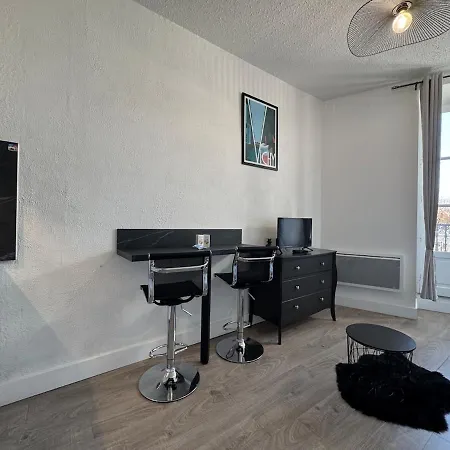 Au Splendid, Casino View And Kiosk Appartement