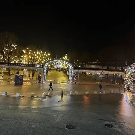 Appartement Au Splendid, Casino View And Kiosk